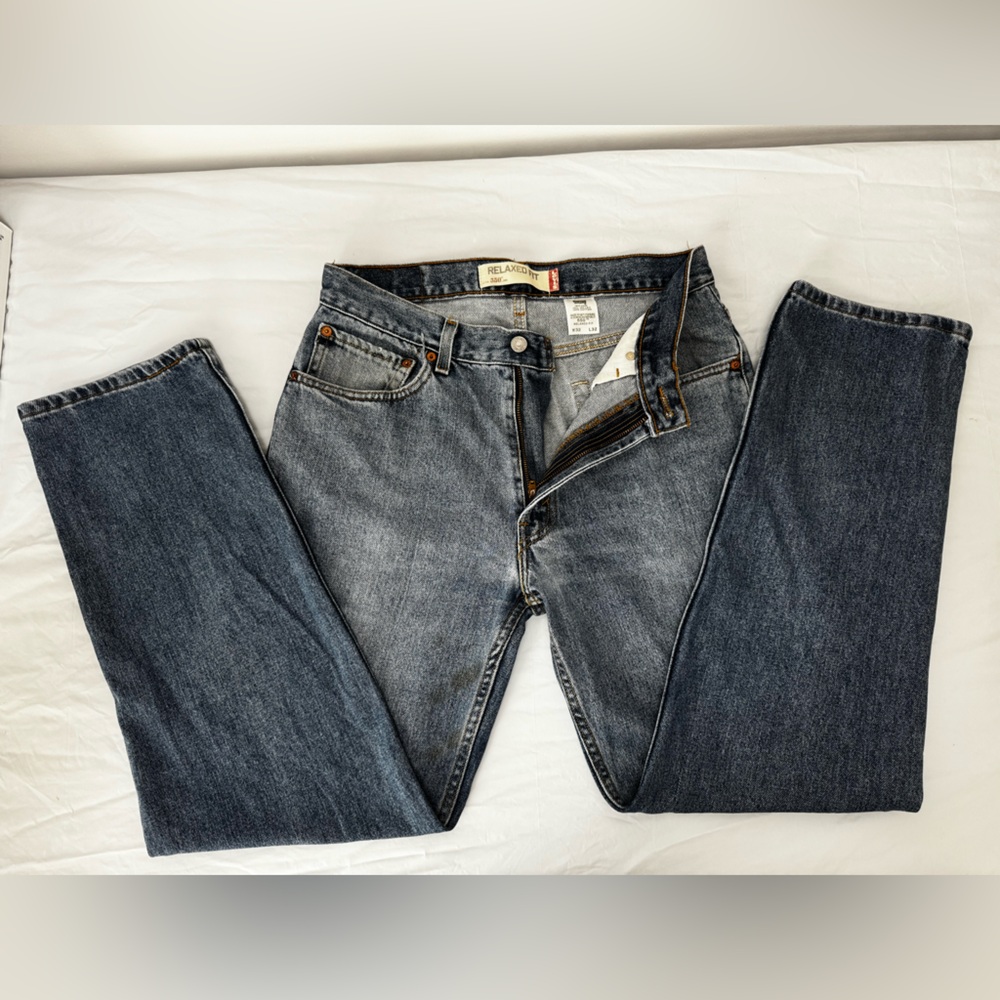 Levi's Men’s 550 Dark Blue Relaxed Fit Jeans (32 x 32)